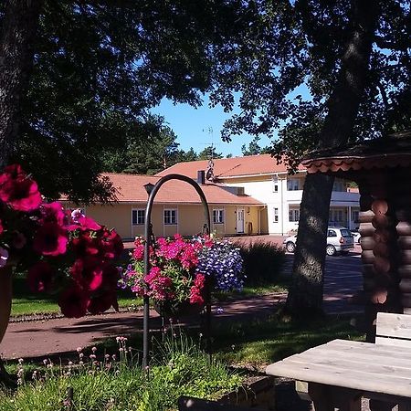 Basto Hotel & Stugby Palsbole Exterior foto