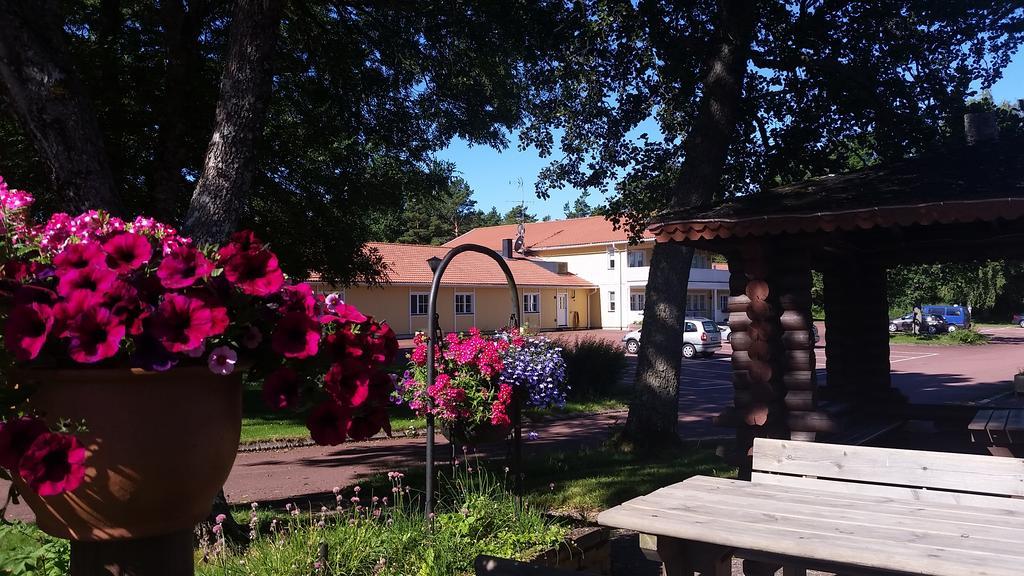 Basto Hotel & Stugby Palsbole Exterior foto